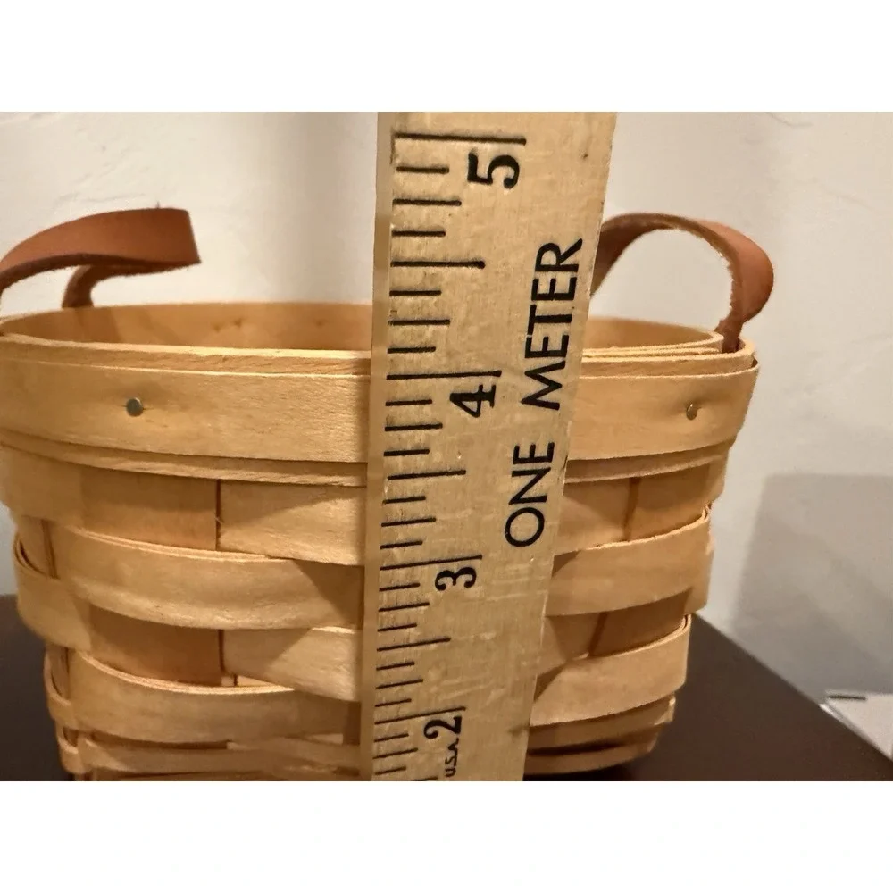 Vintage Round Woven Royce Craft Basket Leather Handles Made in Ohio 7